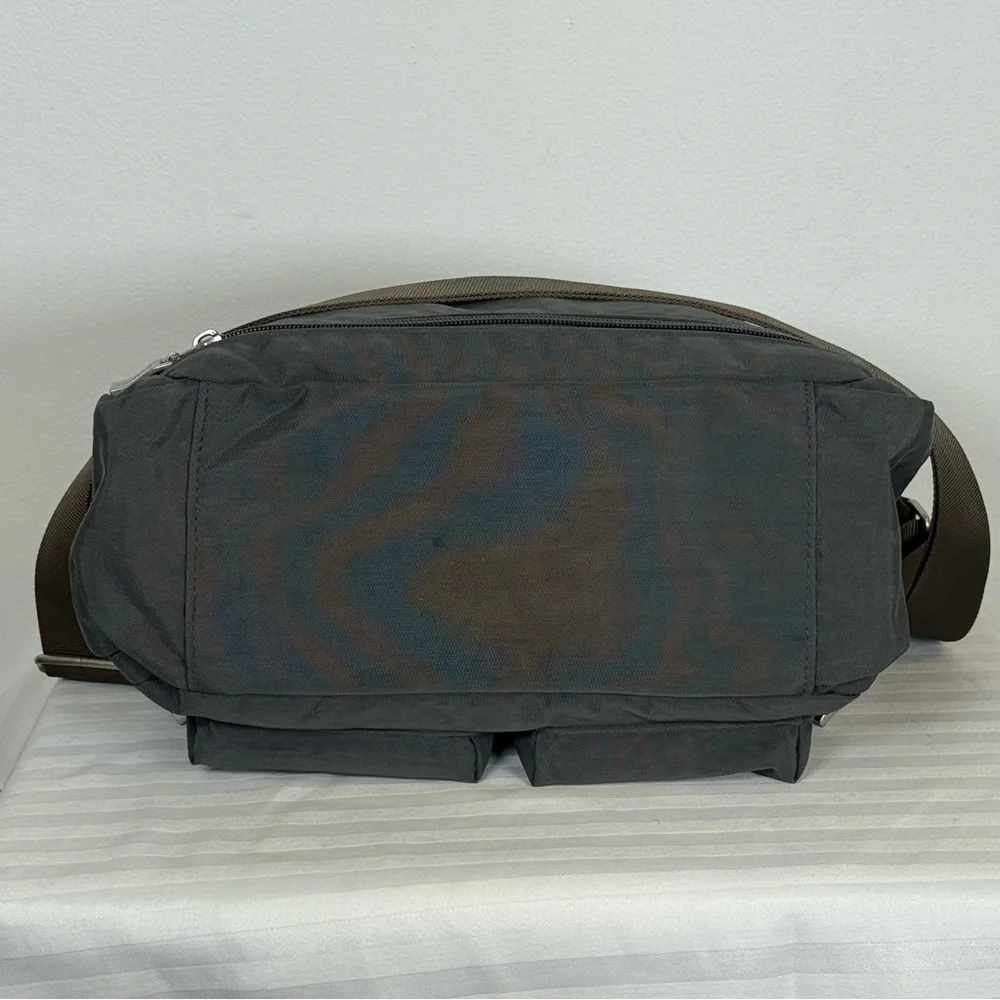 Baggallini ‘Everywhere’ Bag Charcoal Gray Bright Pink Lining Adjustable Strap - Picture 7 of 16